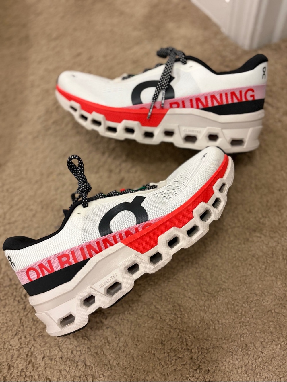 Women’s On Cloudmonster 2 Running Shoes